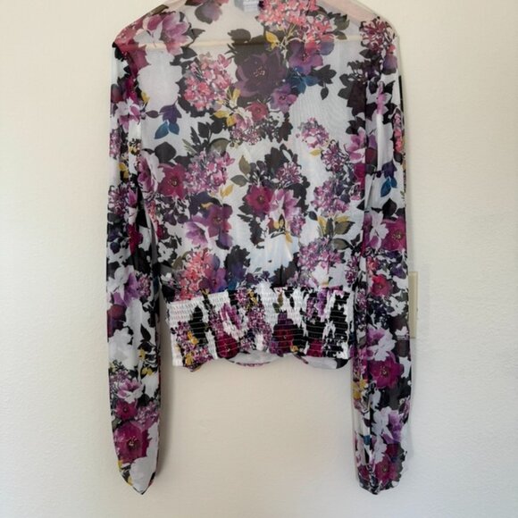 Bebe Cropped Floral Mesh wrap long sleeve blouse, Size L - Picture 4 of 4